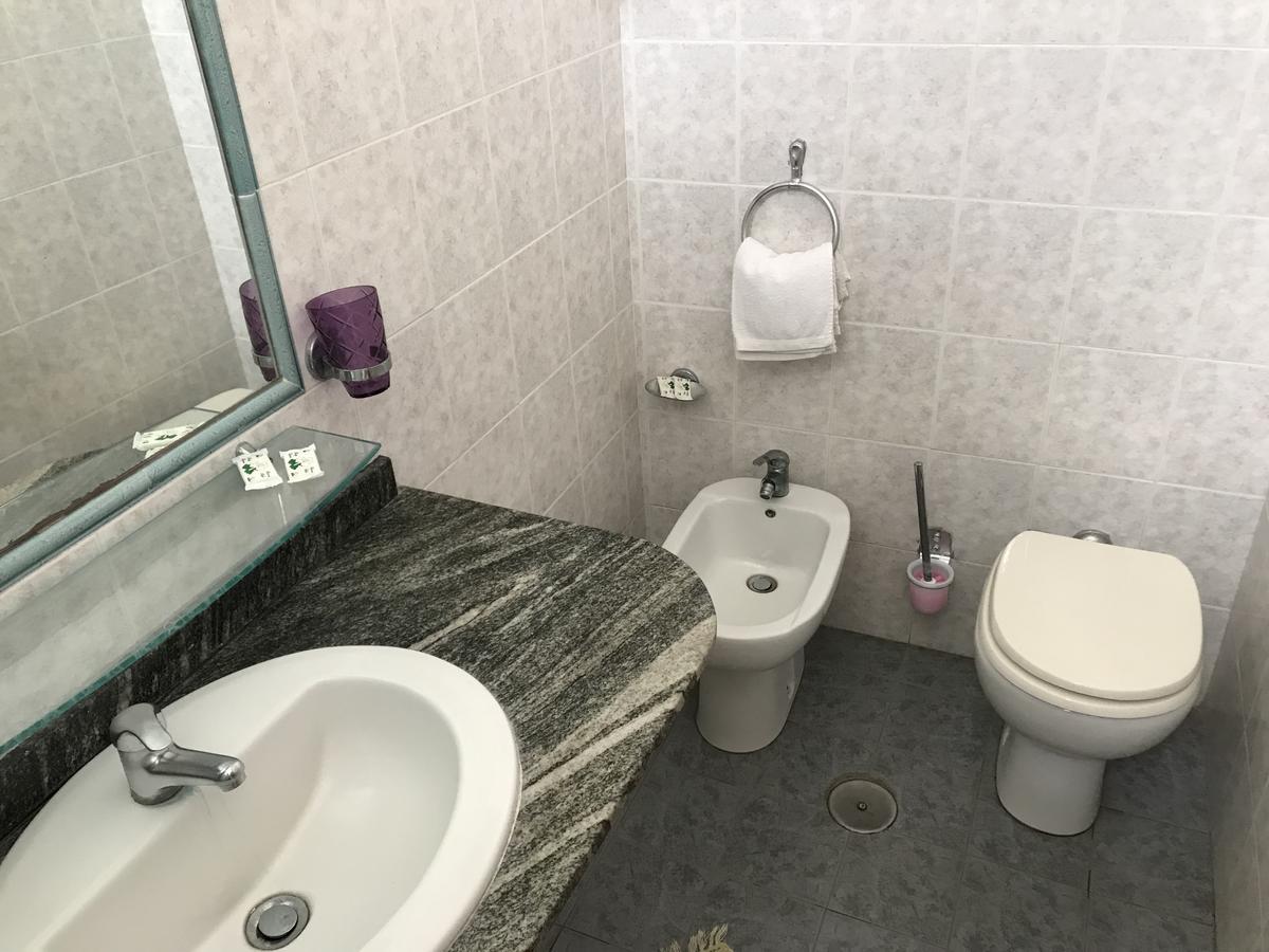 Отель La Veranda Ардеа Экстерьер фото