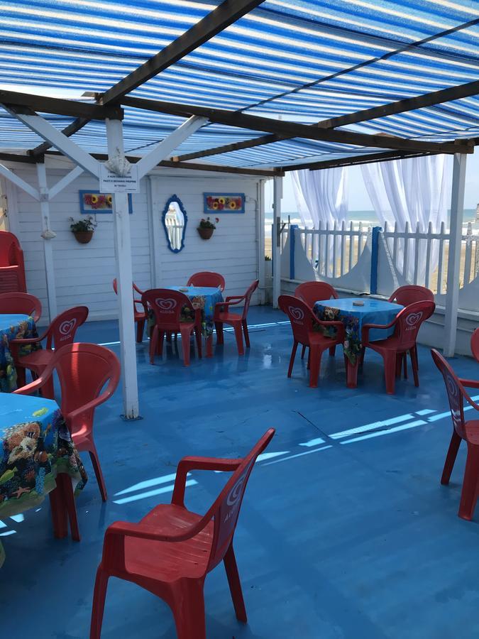 Отель La Veranda Ардеа Экстерьер фото